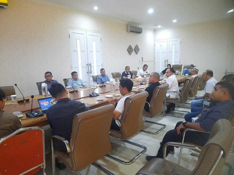 Pemerintah Kota Banda Aceh menggelar rapat koordinasi persiapan Festival Kemerdekaan Pasar Atjeh 2026 di Pendopo Walikota pada Minggu, 2 Agustus 2026.
