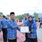 Wakil Bupati Aceh Besar Drs H Syukri A Jalil memimpin upacara peringatan Hardikda ke-67 Tahun 2026 di Lapangan Kantor Bupati Kota Jantho, Rabu (2/9/2026).