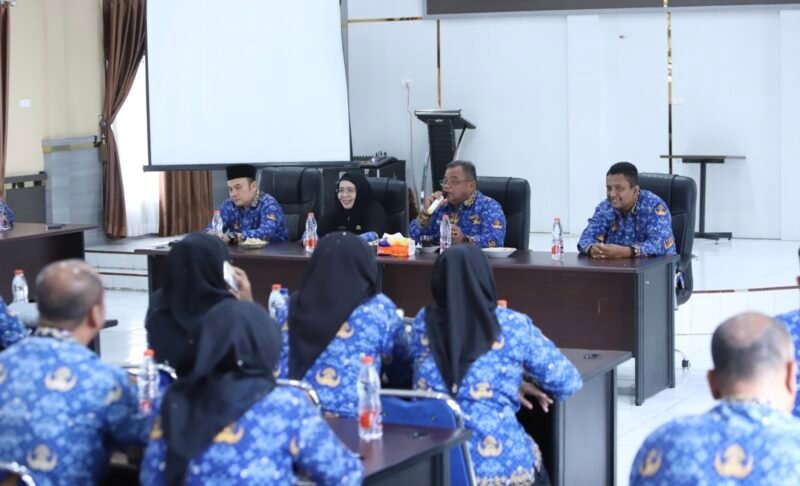 Pemkab Aceh Tenggara merespons video viral oknum ASN yang berada di gerai Momoyo Kutacane saat jam dinas, Kamis (3/9/2026).