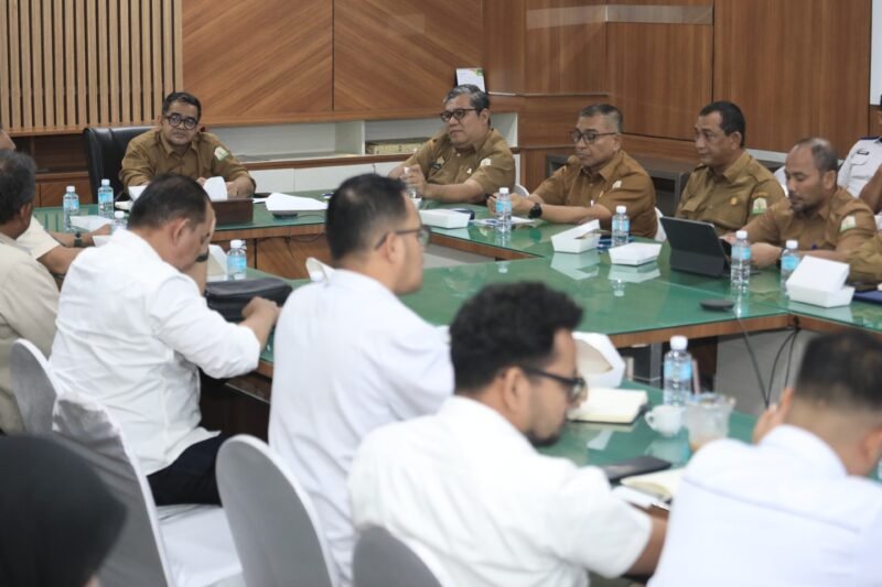 Pemerintah Aceh mengakselerasi penyusunan Rancangan Peraturan Gubernur untuk percepat pembukaan rute pelayaran internasional Krueng Geukueh, Aceh Utara, ke Penang, Malaysia.