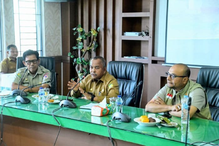 Tim Satgas Percepatan Rehabilitasi dan Rekonstruksi (PRR) Aceh dipimpin Dr Drs Imran MSi kunjungi Kantor Bupati Aceh Besar, Senin 7/9/2026.
