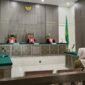 Penasihat hukum terdakwa Nur Shalati, Murhadi, meminta majelis hakim mempertimbangkan alasan pemaaf bagi kliennya dalam kasus kekerasan terhadap anak di Baby Preuneur Daycare Banda Aceh.