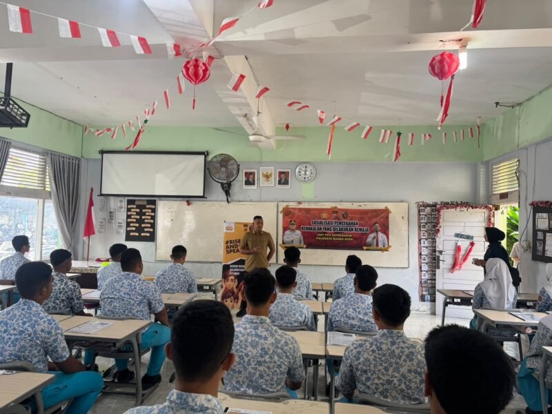 Satreskrim Polresta Banda Aceh melalui Unit PPA memberikan sosialisasi pencegahan kenakalan remaja kepada siswa siswi kelas XII MAN 1 Kota Banda Aceh, Kamis 10/9/2026 pukul 10.00 WIB.