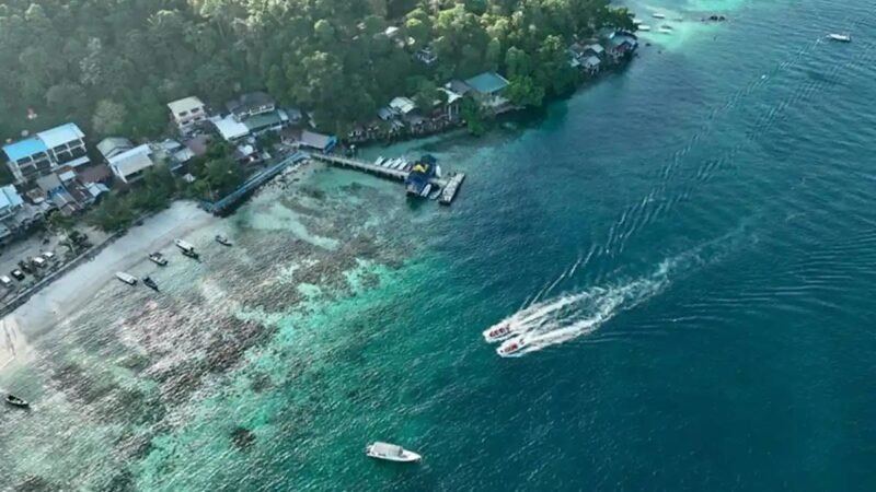 Seorang wisatawan asal Malaysia, Ho Wee Han (49), dilaporkan hilang saat menyelam di perairan Shark Plateau, Gampong Iboih, Sabang, Jumat 11/9/2026.