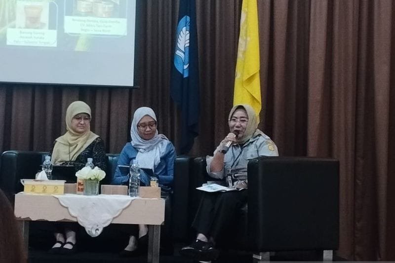 Eks pejabat Kementan Indah Megahwati dan mantan Bendahara Deny Suryawan Kussadono jalani sidang perdana kasus korupsi perjalanan dinas fiktif Rp5,94 miliar di Pengadilan Tipikor PN Jakarta Pusat, Selasa (15/9/2026).