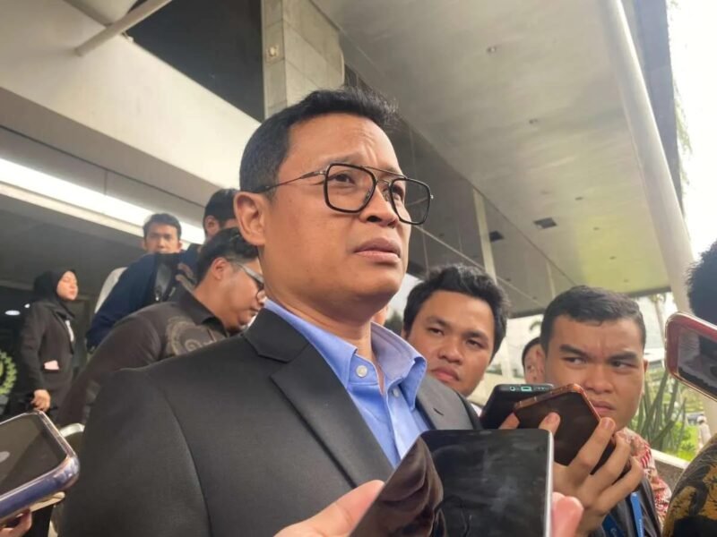 Direktorat Jenderal Pajak (DJP) Kemenkeu akan mulai implementasikan pemungutan PPh Pasal 22 oleh marketplace atas transaksi pedagang online dalam negeri mulai 1 November 2026.