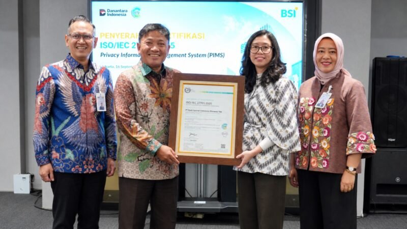 PT Bank Syariah Indonesia Tbk (BSI) menjadi bank pertama di Indonesia yang meraih sertifikasi global ISO/IEC 27701:2025 tentang Privacy Information Management System (PIMS), Jakarta, 17 September 2026.
