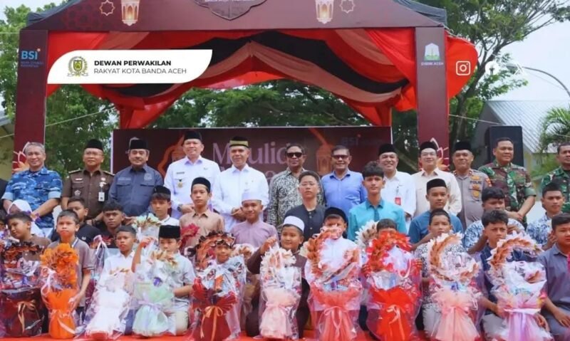 Ketua DPRK Banda Aceh Irwansyah ST hadiri Maulid Akbar yang digelar Dinas Pendidikan Aceh di SMKN 3 Banda Aceh, Rabu (16/9/2026).