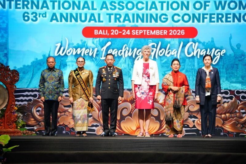 Kapolri sampaikan IAWP (International Association of Women Police) diikuti perwakilan 43 negara jadi momentum penting Polwan berbagai negara saling tukar informasi, pengetahuan, pengalaman.