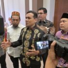 Wagub Aceh Fadhlullah Dek Fadh hadiri Kick-Off Program RBP REDD+ GCF Output 2 Provinsi Aceh Kamis 24/9/2026 di Muraya Hotel Banda Aceh. 