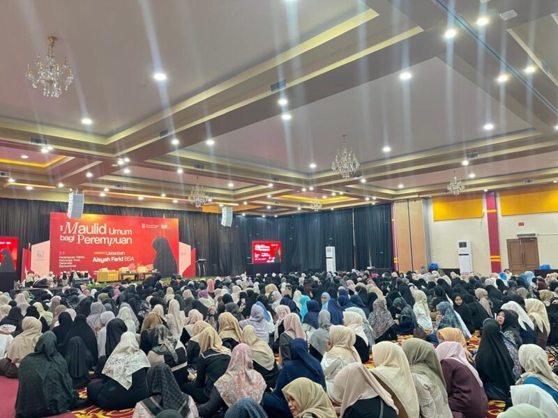 Pemko Banda Aceh gelar Dakwah Maulid Umum bagi Perempuan hadirkan Ustadzah Syarifah Aisyah Farid BSA sebagai penceramah rangkaian Pekan Dakwah Kolaborasi di Amel Convention Hall Rabu 23 September 2026 tema Perempuan Hebat Keluarga Kuat Generasi Berkualitas.