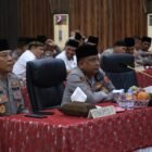 Kapolda Aceh Irjen Pol. Ruddi Setiawan bersama pejabat utama dan personel Polda Aceh mengikuti kegiatan pembinaan rohani