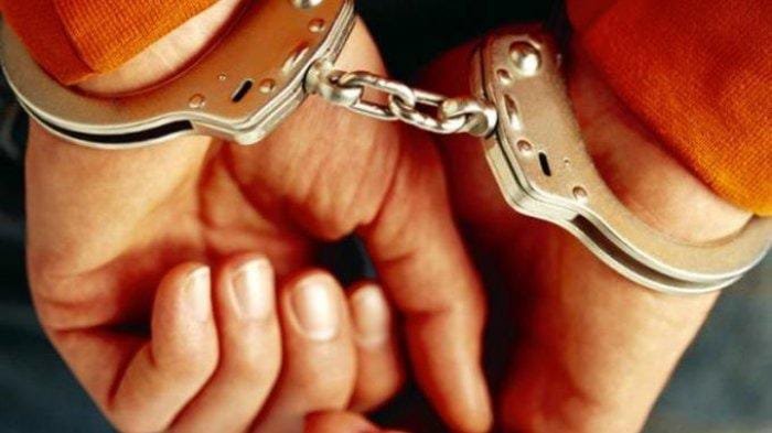 Dua pria berinisial SA (30), warga Aceh Selatan, dan FM (24), warga Pidie diamankan Unit V Jatanras Satreskrim Polresta Banda Aceh karena diduga mencuri meteran air milik warga di Gampong Beurawe, Kecamatan Kuta Alam, Banda Aceh.