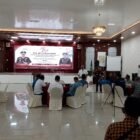 Kepala Kejaksaan Tinggi Aceh, Teuku Rahmatsyah, S.H., M.H., M.Kn., menyampaikan paparan dalam acara silaturahmi bersama insan pers di Banda Aceh, Selasa (1/9/2026).