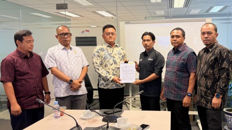 Wahana Generasi Aceh Wangsa resmi laporkan dugaan pelanggaran pengelolaan limbah non-B3 terkait pengangkutan dan penimbunan fly ash bottom ash FABA di Aceh Barat ke pemerintah pusat Direktorat Pengaduan dan Pengawasan Lingkungan Hidup Kementerian LHK.