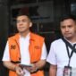 KPK resmi limpahkan berkas perkara dan tersangka tahap II kasus dugaan pemerasan dalam pengurusan izin tinggal WNA yang melibatkan Silmy Karim dan kawan-kawan kepada JPU.