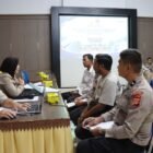 Menganalisis penerapan hasil sertifikasi Puslitbang Polri dalam proses pengadaan barang/jasa.