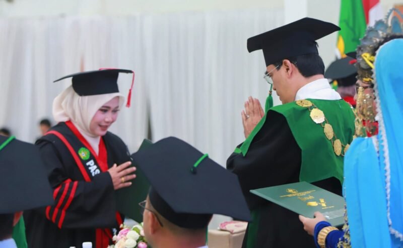 Wisuda Gelombang III 2026 digelar 6-8 Oktober di Auditorium Prof Ali Hasjmy, 1.466 sarjana, 122 magister, 30 doktor, 698 cumlaude.