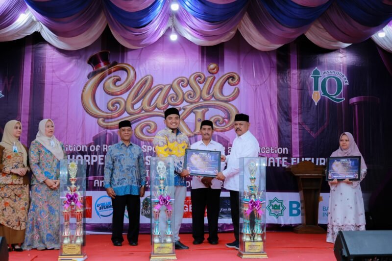 Wabup Aceh Besar Syukri A. Jalil tutup CLASSIC XI OS Dayah Insan Qurani di Aneuk Bate, Suka Makmur, 7/10.