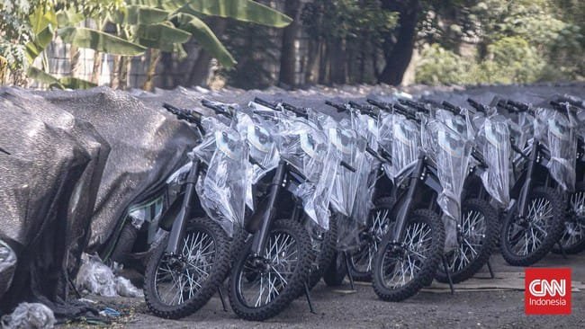 Kejagung ungkap kerugian negara kasus dugaan korupsi pengadaan motor listrik program Makan Bergizi Gratis (MBG) di Badan Gizi Nasional (BGN) Rp863,84 miliar.