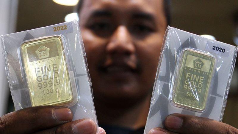 Harga emas Antam di Logam Mulia Jakarta, Kamis 15 Okt 2026 pukul 09.30 WIB turun Rp13.000