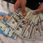 BI catat ULN Pemerintah Agustus dua ribu dua enam dua ratus dua puluh koma sembilan miliar dolar tumbuh tiga koma tiga persen dipicu inflow SBN tanda percaya investor. 