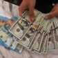 BI catat ULN Pemerintah Agustus dua ribu dua enam dua ratus dua puluh koma sembilan miliar dolar tumbuh tiga koma tiga persen dipicu inflow SBN tanda percaya investor. 