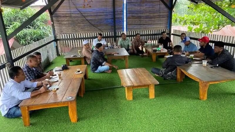 Keuchik di Aceh Timur desak BPBD dan Dinsos sediakan lumbung sembako tanggap darurat di tiap kecamatan rawan banjir antisipasi cuaca ekstrem akhir 2026.