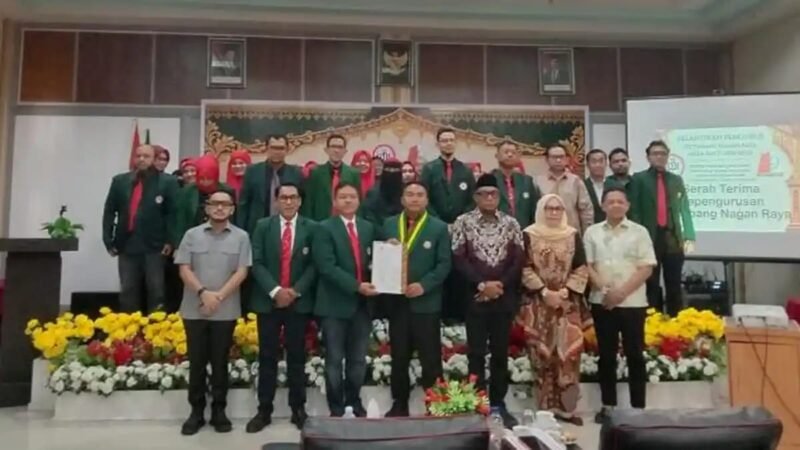 Pengurus IDI Cabang Nagan Raya 2025-2028 dilantik di Aula Hotel Grand Nagan Sabtu 17/10/2026 oleh Sekum IDI Wilayah Aceh dr Izzindin Fadhil MKM. 