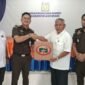 Kejari Aceh Besar Sosialisasi Materi Anti Korupsi Bagi Keuchik di Kecamatan Darul Imarah, dibuka Camat Darul Imarah Muhammad Basir, di gedung UDKP Kantor Camat Darul Imarah, Lampeunerut, Aceh Besar, Rabu, (21/10/2026). Foto: Dok. Kejari