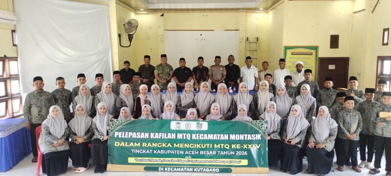 Foto bersama pada acara pelepasan kafilah Kecamatan Montasik, di Aula UDKP Kecamatan Montasik, Aceh Besar, Sabtu (24/10/2026). Foto: NA