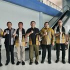 Wali Kota Sabang Zulkifli H. Adam bersama Wakil Wali Kota Suradji Junus menyambut kedatangan Inspektur Utama BNN RI Irjen Pol. Dicky Kusumawardhana bersama rombongan pejabat tinggi Badan Narkotika Nasional (BNN) RI yang melakukan kunjungan kerja ke Kota Sabang, Kamis (29/10/2026). Foto: Prokopim Sabang