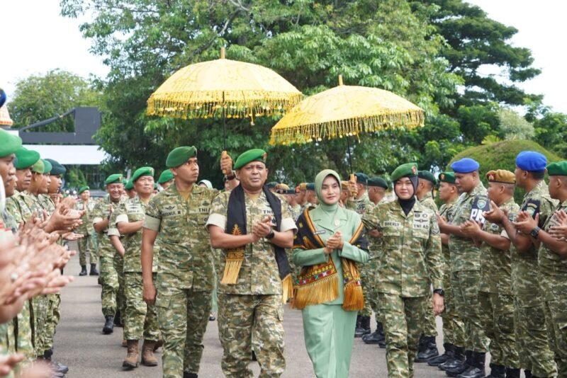 Penyambutan Brigadir Jenderal TNI Ali Imran sebagai Kepala Staf Kodam Iskandar Muda (Kasdam IM) di Markas Kodam Iskandar Muda (Makodam IM), Kota Banda Aceh, Jum'at (30/10/2026). Foto: NA