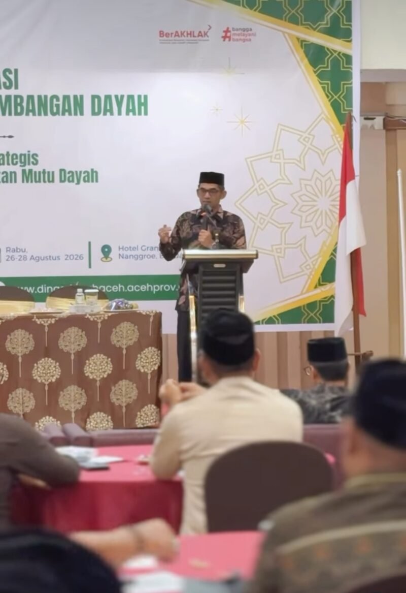 Kadisdik Dayah Aceh Muhsin Thahir buka Rakor Perencanaan Terpadu Pengembangan Dayah se-Aceh di Hotel Grand Nanggroe Banda Aceh, Rabu 26/8/2026.