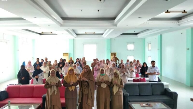 Dinas Kesehatan (Dinkes) Kota Banda Aceh melalui Bidang Sumber Daya Kesehatan (SDK) menggelar Monitoring dan Evaluasi (Monev) Pelaporan Sistem Pelaporan Narkotika dan Psikotropika (SIPNAP) guna memperketat pengawasan peredaran obat golongan narkotika dan psikotropika di fasilitas pelayanan kesehatan agar tetap tertib dan akuntabel, Senin 05/10/2026.