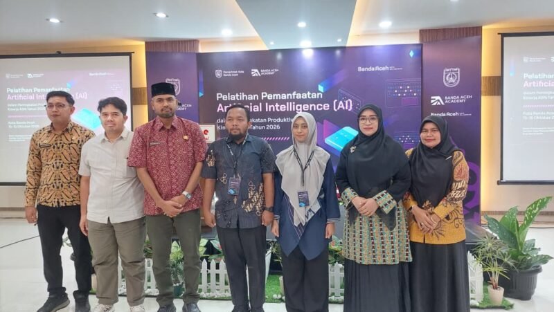 60 ASN Pemko Banda Aceh ikuti Pelatihan Pemanfaatan AI untuk Produktivitas dan Kinerja oleh BKPSDM di Hotel Hip Hope Kamis 15/10/2026.