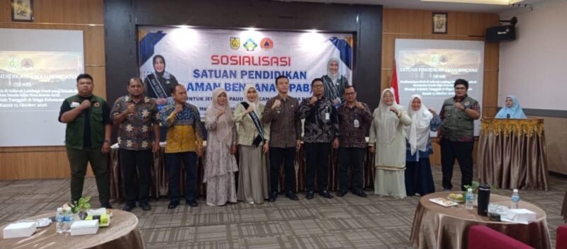 Sosialisasi pembentukan Satuan Pendidikan Aman Bencana (SPAB) bagi kepala sekolah dan perwakilan guru PAUD di wilayah Kecamatan Banda Raya, Kamis 15/10/2026.