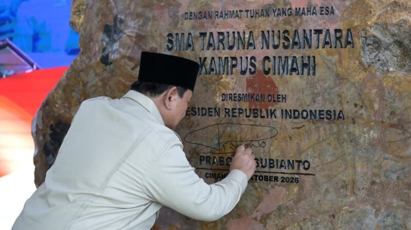 Presiden Prabowo Subianto meresmikan SMA Taruna Nusantara Kampus Cimahi yang berlokasi di Kota Cimahi, Provinsi Jawa Barat, pada Jumat, 30 Oktober 2026. Foto: BPMI Setpres